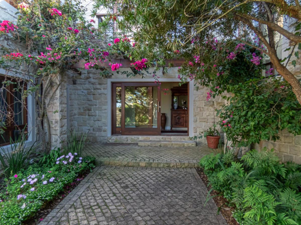 Castle On The Heads Hotel Knysna Exterior photo